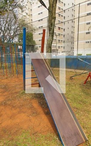 Apartamento para alugar com 67m², 3 quartos e 1 vaga Apartamento para alugar com 67m², 3 quartos e 1 vagaÁrea comum - Playground