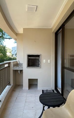 Apartamento para alugar com 70m², 2 quartos e 1 vaga Apartamento para alugar com 70m², 2 quartos e 1 vagaVaranda