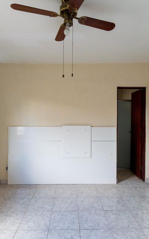 Casa à venda com 134m², 3 quartos e 2 vagas Casa à venda com 134m², 3 quartos e 2 vagasSuíte