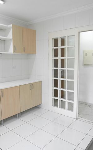 Apartamento à venda com 65m², 2 quartos e 2 vagas Apartamento à venda com 65m², 2 quartos e 2 vagasCozinha