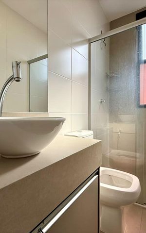 Apartamento à venda com 67m², 2 quartos e 2 vagas Apartamento à venda com 67m², 2 quartos e 2 vagasBanheiro Suíte 1