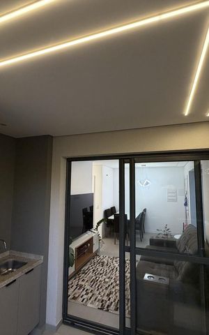 Apartamento à venda com 71m², 2 quartos e 1 vaga Apartamento à venda com 71m², 2 quartos e 1 vagaVaranda