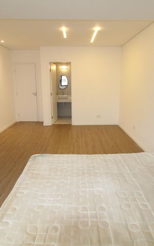 Casa de condomínio para alugar com 200m², 5 quartos e 2 vagasSuíte 1