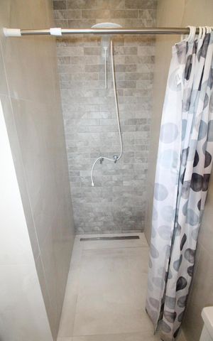 Casa de condomínio para alugar com 200m², 5 quartos e 2 vagasBanheiro da Suíte 4