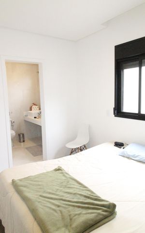 Casa de condomínio para alugar com 200m², 5 quartos e 2 vagasSuíte 4