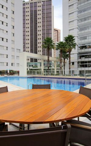 Apartamento para alugar com 158m², 4 quartos e 3 vagasÁrea comum - Piscina