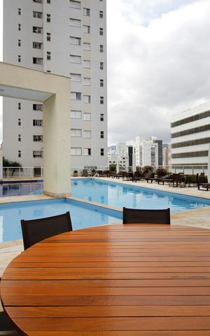 Apartamento para alugar com 158m², 4 quartos e 3 vagasÁrea comum - Piscina