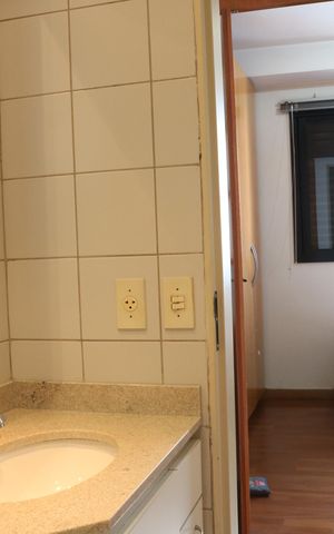 Apartamento à venda com 53m², 2 quartos e 2 vagasBanheiro 2