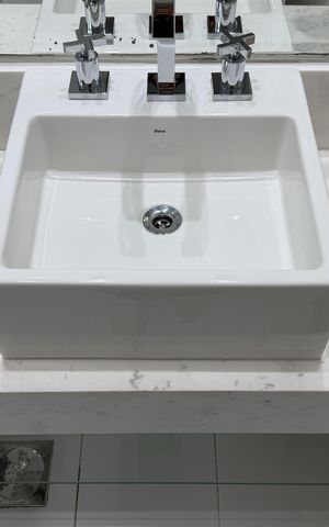 Apartamento para alugar com 140m², 3 quartos e 2 vagas Apartamento para alugar com 140m², 3 quartos e 2 vagasBanheiro da Suíte 3