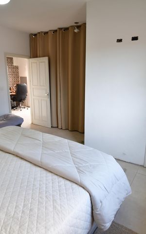 Casa para alugar com 331m², 3 quartos e 3 vagasQuarto 2 - Suíte