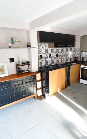 Casa para alugar com 331m², 3 quartos e 3 vagasVaranda