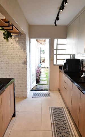 Casa para alugar com 331m², 3 quartos e 3 vagasCozinha