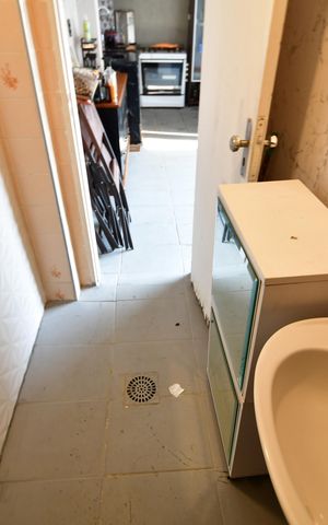 Casa para alugar com 331m², 3 quartos e 3 vagasBanheiro de serviço