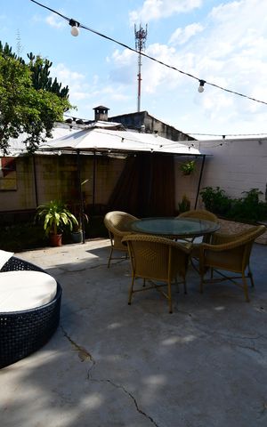 Casa para alugar com 331m², 3 quartos e 3 vagasQuintal