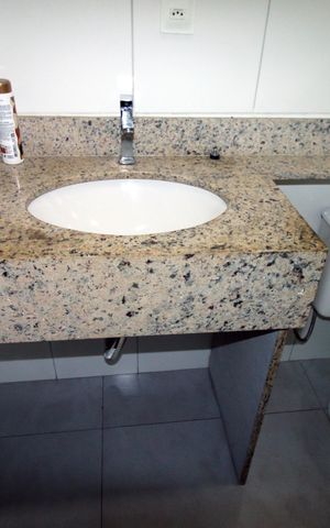 Casa para alugar com 35m², 1 quarto e sem vagaBanheiro