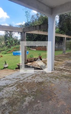 Casa para alugar com 875m², 3 quartos e 5 vagas
