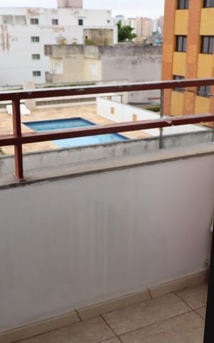 Apartamento à venda com 74m², 2 quartos e 1 vagaVaranda do quarto