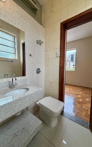 Apartamento à venda com 120m², 3 quartos e sem vagaBanheiro da suíte