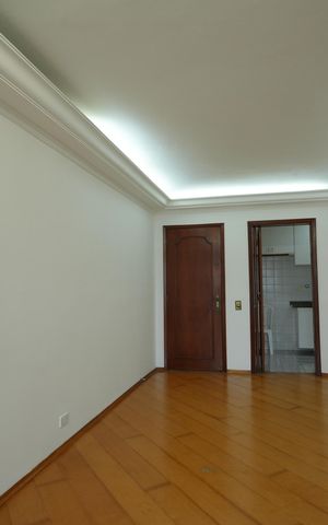Apartamento para alugar com 77m², 2 quartos e 2 vagasSala