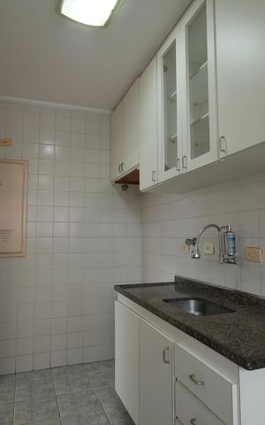 Apartamento para alugar com 77m², 2 quartos e 2 vagasCozinha