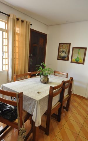 Casa à venda com 319m², 4 quartos e 1 vagaSala de Jantar