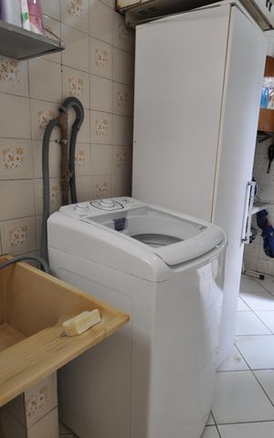 Casa à venda com 319m², 4 quartos e 1 vagaÁrea de Serviço