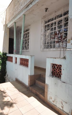 Casa à venda com 319m², 4 quartos e 1 vagaQuintal