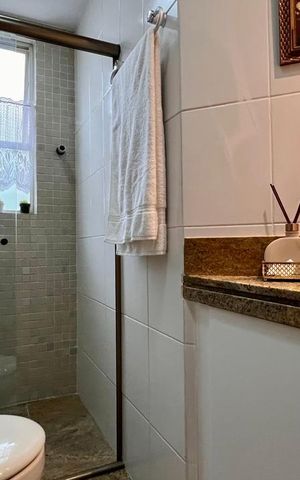 Apartamento à venda com 140m², 4 quartos e 2 vagas Apartamento à venda com 140m², 4 quartos e 2 vagasbanheiro 2