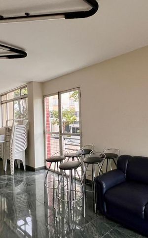 Apartamento à venda com 140m², 4 quartos e 2 vagas Apartamento à venda com 140m², 4 quartos e 2 vagasÁrea comum - Salão de festas