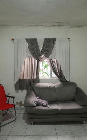 Casa à venda com 125m², 2 quartos e 1 vagaSala