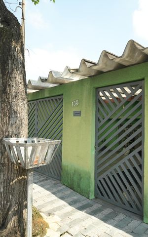 Casa à venda com 125m², 2 quartos e 1 vagaFachada