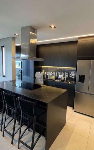 Apartamento à venda com 174m², 3 quartos e 2 vagas Apartamento à venda com 174m², 3 quartos e 2 vagasCozinha