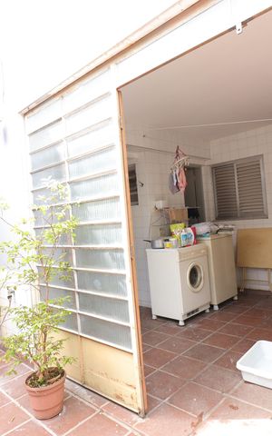 Casa à venda com 220m², 4 quartos e 4 vagasQuintal Fundos