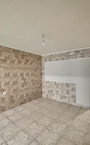 Casa para alugar com 80m², 1 quarto e sem vaga Casa para alugar com 80m², 1 quarto e sem vagaSala