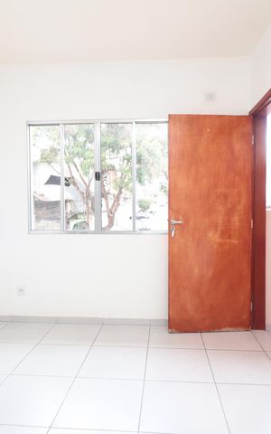 Casa para alugar com 42m², 2 quartos e 1 vagaSala