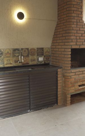 Casa de condomínio à venda com 350m², 2 quartos e 6 vagasÁrea gourmet