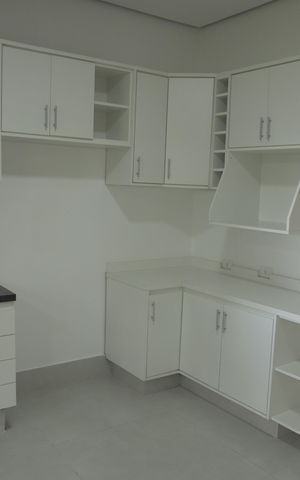 Casa de condomínio à venda com 350m², 2 quartos e 6 vagasCozinha