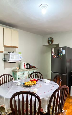 Casa à venda com 50m², 2 quartos e 2 vagasCozinha 
