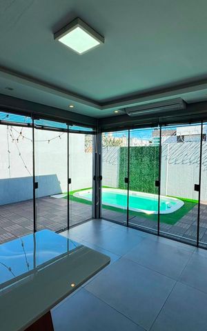 Casa de condomínio para alugar com 100m², 3 quartos e 4 vagas Casa de condomínio para alugar com 100m², 3 quartos e 4 vagasÁrea externa