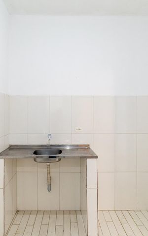 Casa para alugar com 30m², 1 quarto e sem vaga Casa para alugar com 30m², 1 quarto e sem vagaCozinha