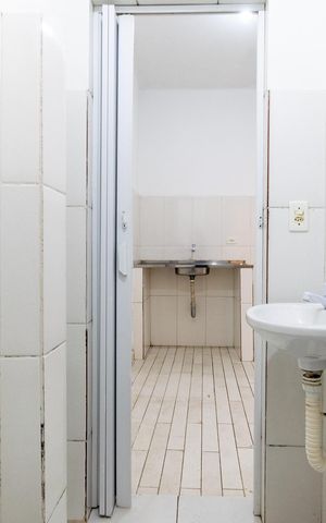 Casa para alugar com 30m², 1 quarto e sem vaga Casa para alugar com 30m², 1 quarto e sem vagaBanheiro