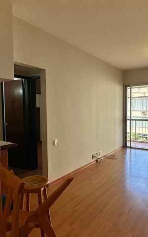 Apartamento à venda com 58m², 1 quarto e 1 vaga