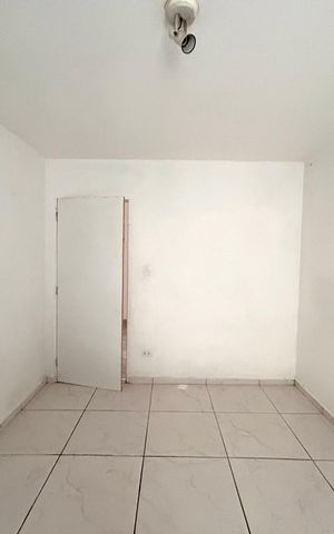 Casa para alugar com 50m², 1 quarto e sem vaga Casa para alugar com 50m², 1 quarto e sem vagaQuarto
