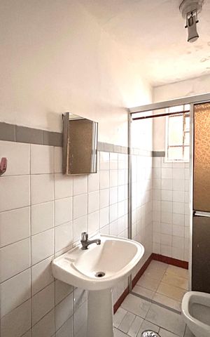 Casa para alugar com 50m², 1 quarto e sem vaga Casa para alugar com 50m², 1 quarto e sem vagaBanheiro