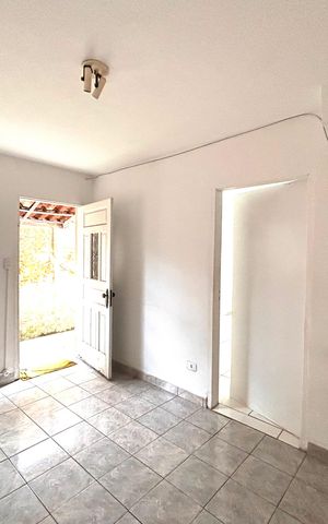 Casa para alugar com 50m², 1 quarto e sem vaga Casa para alugar com 50m², 1 quarto e sem vagaSala
