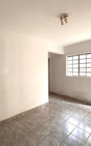 Casa para alugar com 50m², 1 quarto e sem vaga Casa para alugar com 50m², 1 quarto e sem vagaSala