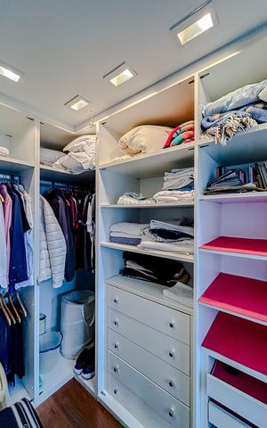 Apartamento à venda com 82m², 1 quarto e 2 vagasCloset da suíte