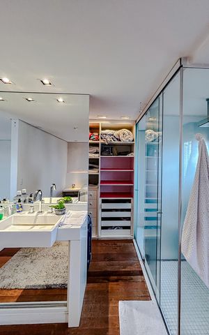 Apartamento à venda com 82m², 1 quarto e 2 vagasBanheiro da Suíte