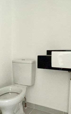 Studio à venda com 26m², 1 quarto e sem vaga Studio à venda com 26m², 1 quarto e sem vagaBanheiro