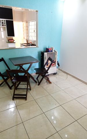 Casa à venda com 125m², 2 quartos e 2 vagasSala